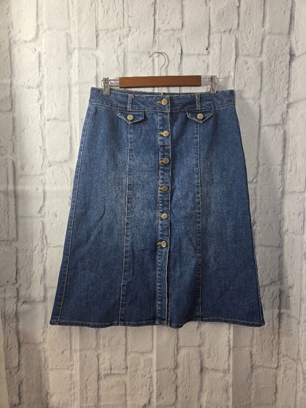 Cato Denim Size 8 Medium Wash Denim Blue A-Line Button Front Midi Jean Skirt
